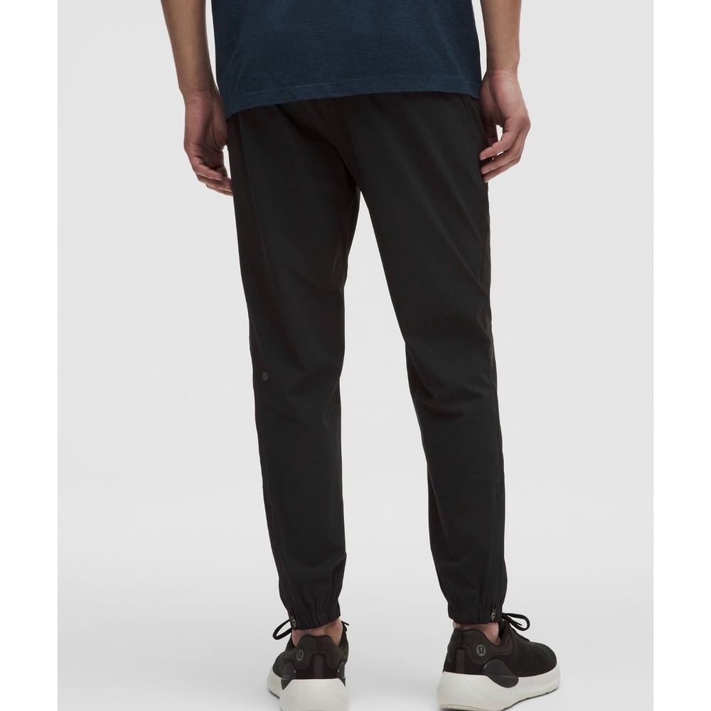 Lululemon Pace Breaker Jogger Tall Black Mens Small S/P Classic Tapered Fit